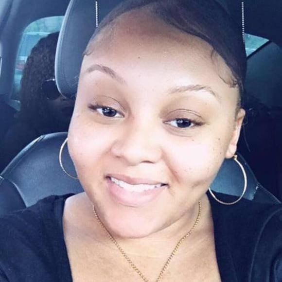 Meet your Posher, Niara - Picture 1 of 1